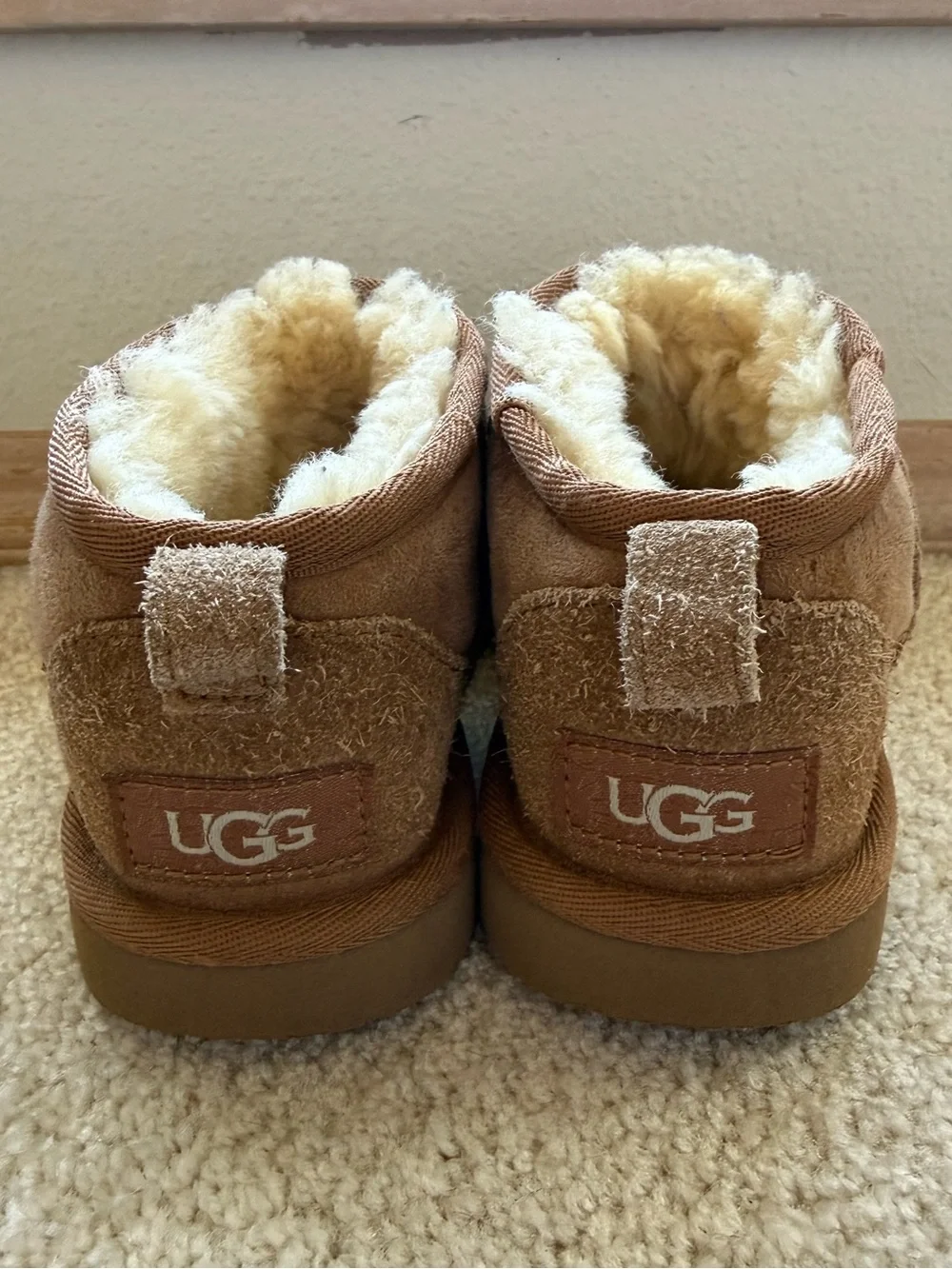 UGG Kids’ Classic Genuine Shearling Mini Boot Chestnut